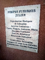 Plaque devanture Pompes Funèbres Julien